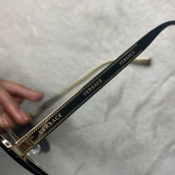 Versace sunglasses - Picture 6 of 6